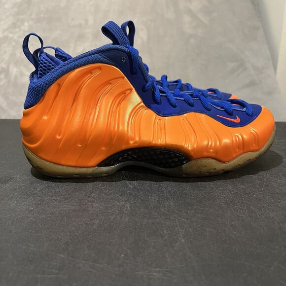 Nike Air Foamposite One Shoes Mens Size 8.5 Orange Blue Knicks 314996-801 Penny - Picture 1 of 12